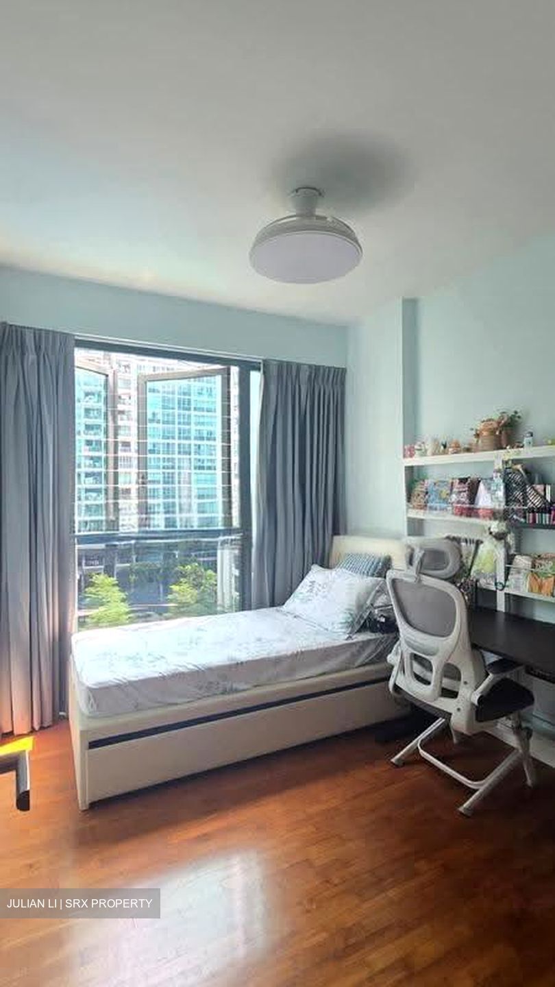 Esparina Residences (D19), Condominium #628483031